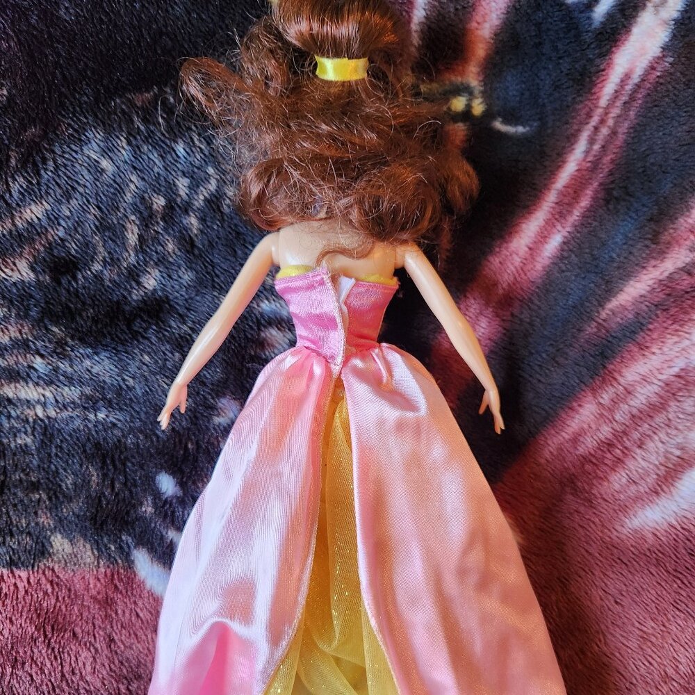 Disney Belle Doll in Reversible Gown 2 in 1 Dress 1990s Yellow/Pink 11.5" - Picture 4 of 4